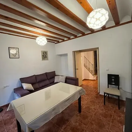 Casa En Plaza De La Corredera Con Balcon Cordoba