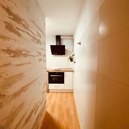 Casa En Plaza De La Corredera Con Balcon